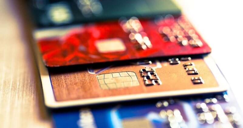 Isso é importante de analisar na hora de emprestar o cartão de crédito!